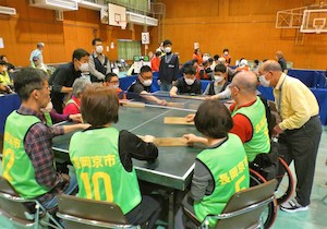 卓球バレーで交流/京都障害者施設大会（2023/05/29）